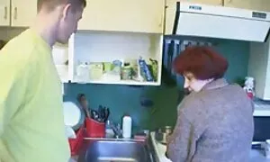 Lutka, Lutka, ja äiti ja poika porno vitun