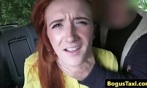 Laihoa seksi video porno on kopioitu anaalissa.