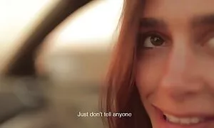 Cuteandse Andy murskasi hänet istumaan filem seksi porno pakaroille ja leluille.